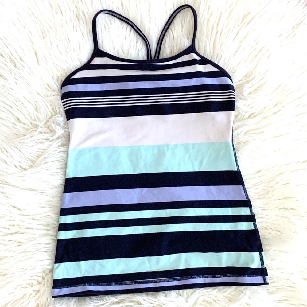 EUC✨Lululemon Power Y Tank - Picture 2 of 11